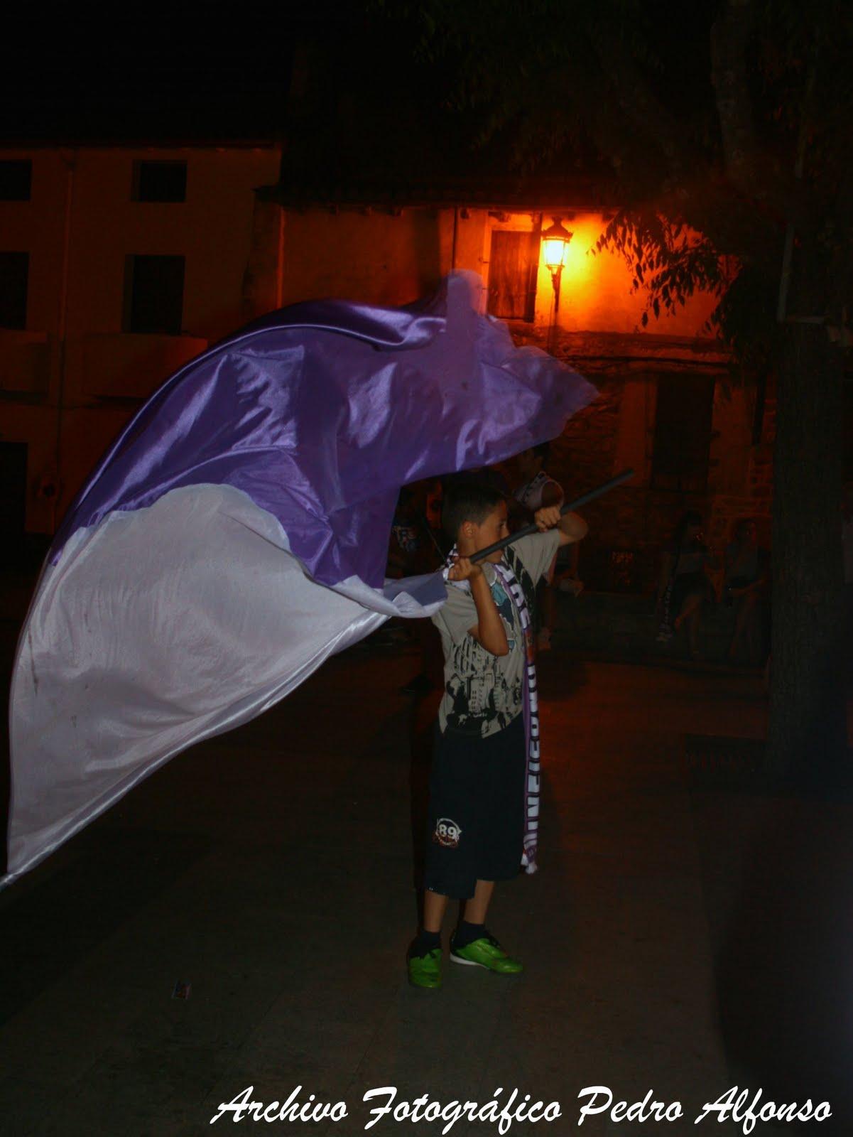 Bandera de Cadalso