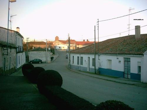 Bandera de Monterrubio de la Sierra